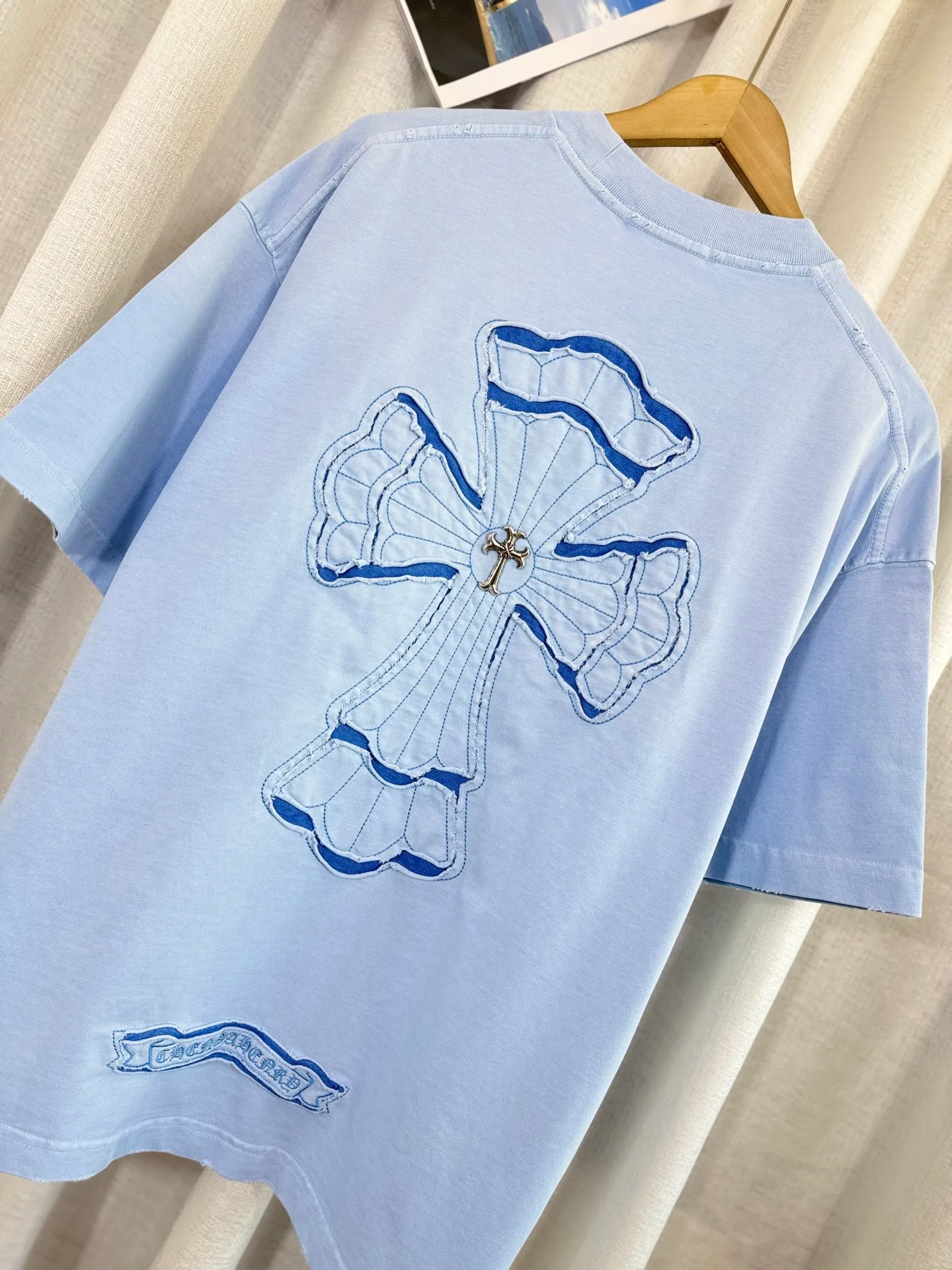 P230 ch high version Chrome Hearts 2025 spring and summer new cross patch washed short-sleeved T-shirt, fabric: 26 double yarns, 320 grams weight, cross patch embroidery, heavy washing Printing process: patch embroidery Color: blue gray Size: S M L XL Style number: 5163